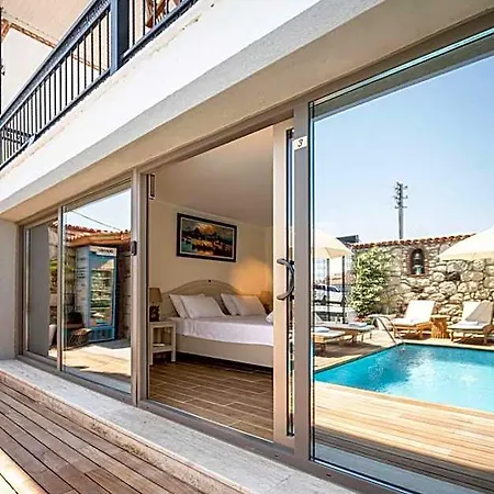 Lunas Alacati Çeşme
